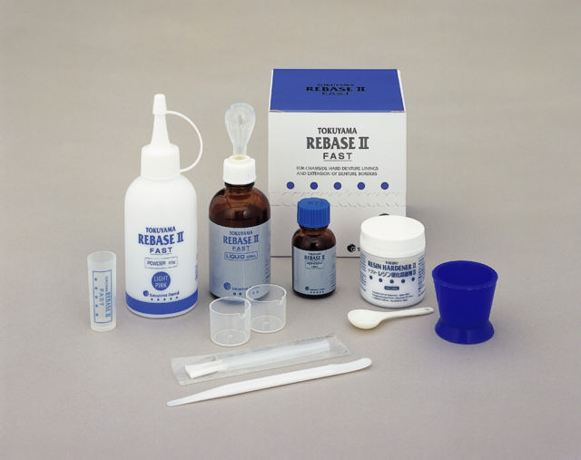 Tokuyama Rebase II, fast kit, pulver+væske